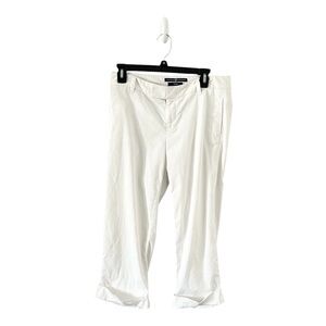 GAP White Straight Gapstretch Cropped Pants Size 6